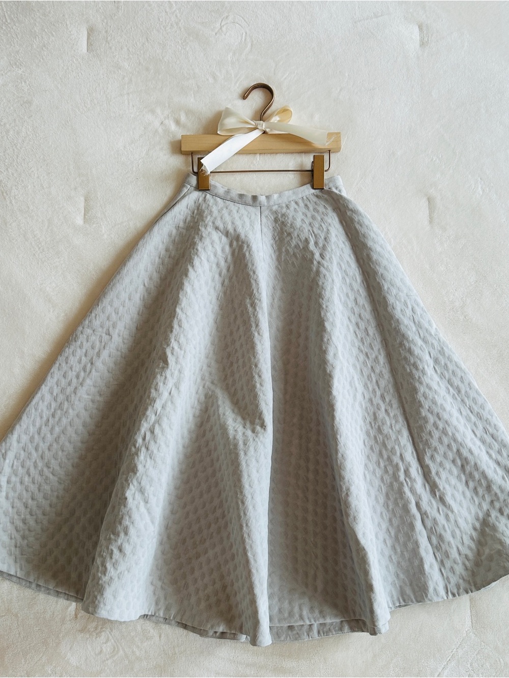 H&M Trend Textured A-Line Midi Skirt | Pockets | Size 2